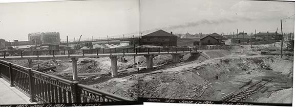 fort york east gate bridge